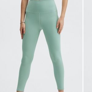 Fabletics Ultra High Waisted PureLuxe 7/8 Legging